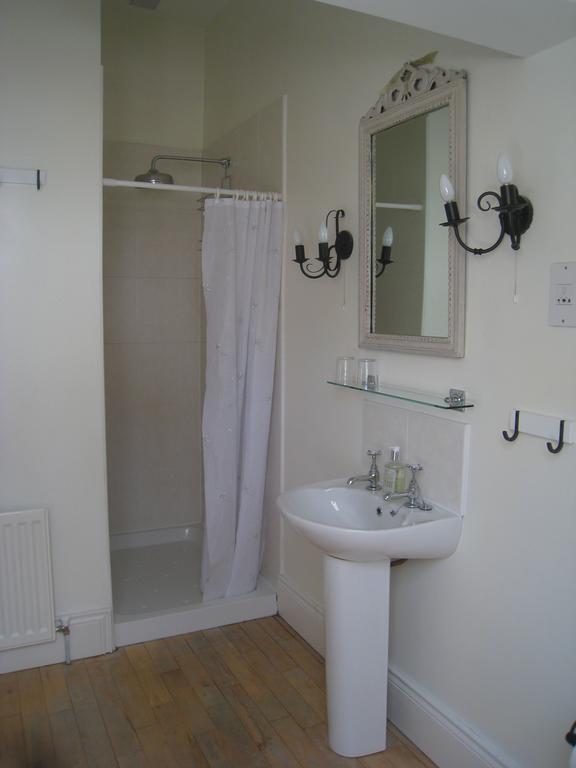 קולריין Shola Coach House B&B חדר תמונה