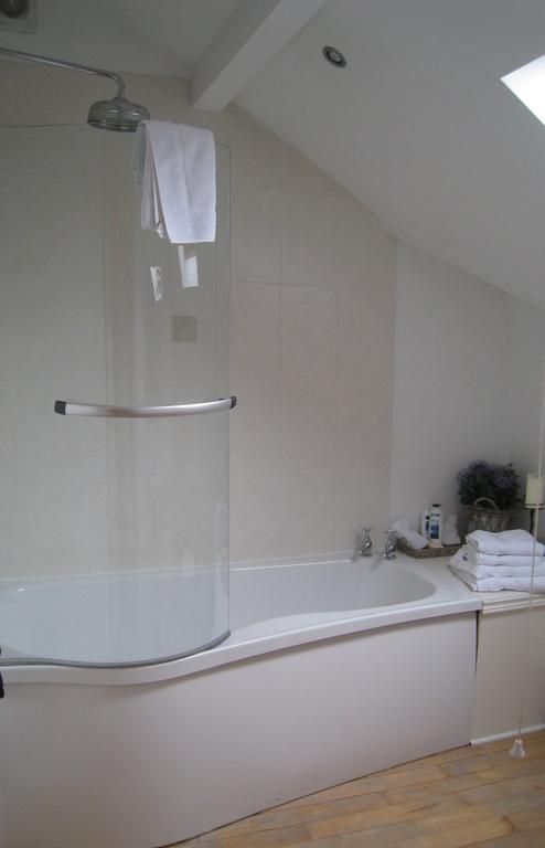 קולריין Shola Coach House B&B חדר תמונה